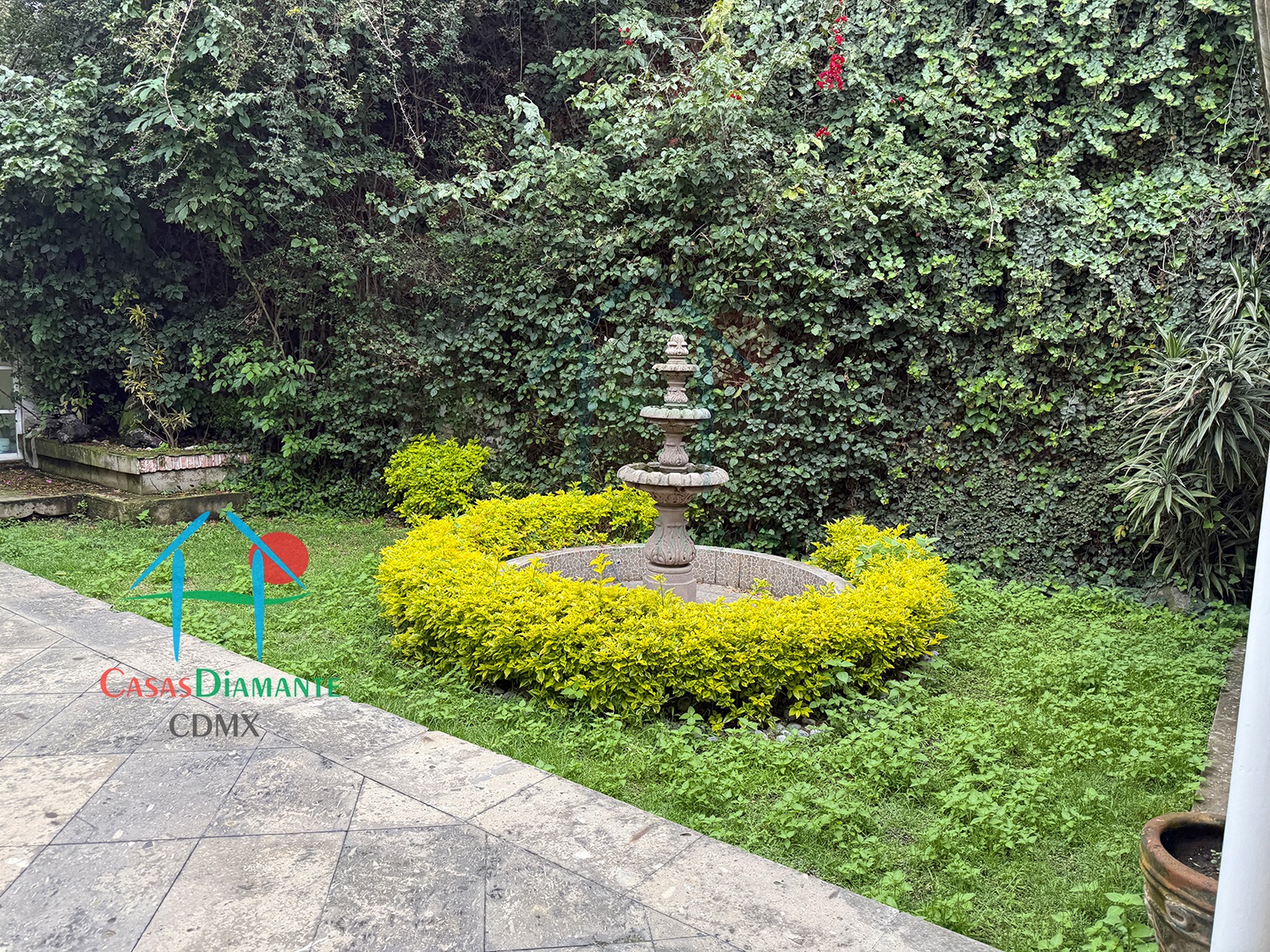 Jardines del Pedregal Casa Risco AJI - Jardín 2